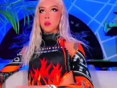 amateur-blonde-teen-intense-masturbation-hd
