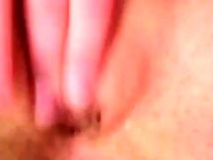 Amateur Close Up Squirting Masturbation