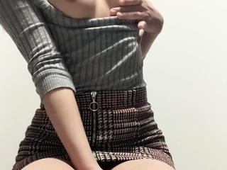 Amateur Webcam Babes Going Solo