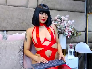 Brunette babe chelsea french solo masturbation