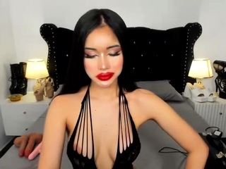 Hot amateur webcam teen masturbates for their fans