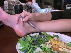 lezlyan-aka-la-little-dancer-feet-onlyfans-sit-with-me