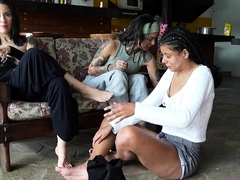 licking-latinas-feet-maria-and-nika-our-new-entertainmen