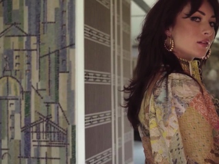 Pale skinned MILF reveals her hairy cunt